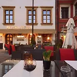 Rubinstein Hotel