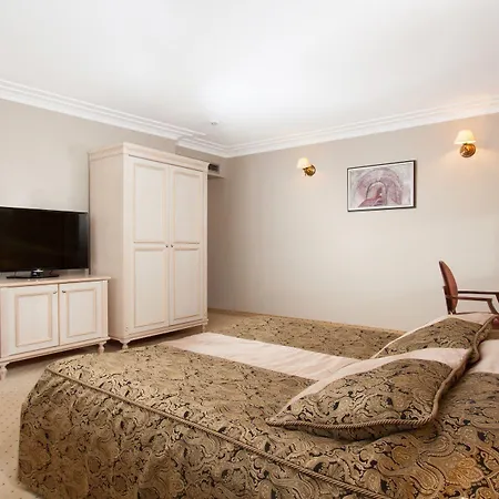 Rubinstein 4*
