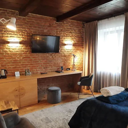 酒店 鲁宾斯坦住宅公寓 4*