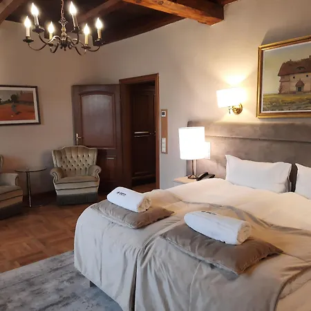 Rubinstein 4* Krakau