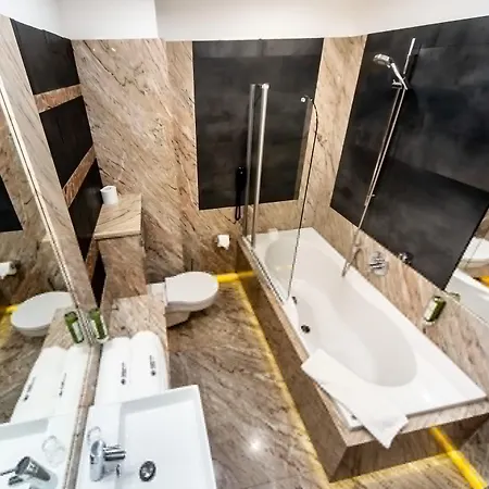 鲁宾斯坦住宅公寓 酒店