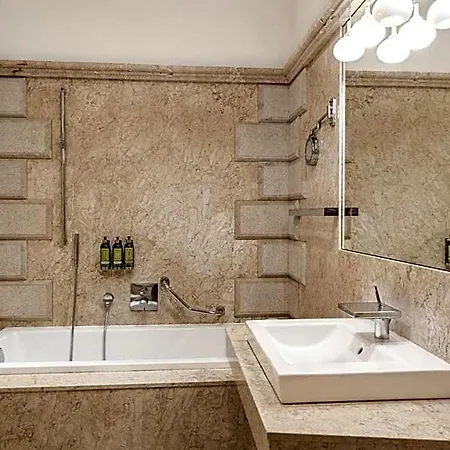 Rubinstein 4* Kraków