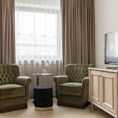 Rubinstein Hotel